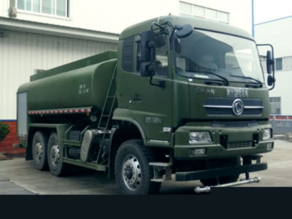 JDF5161GSSDFV6 六驅(qū)越野灑水車(chē)